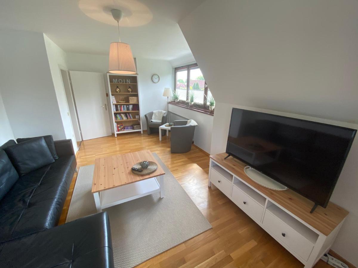 Ferienwohnung Mit Balkon Und Eingezaeunten Garten เอาริคช์ ภายนอก รูปภาพ